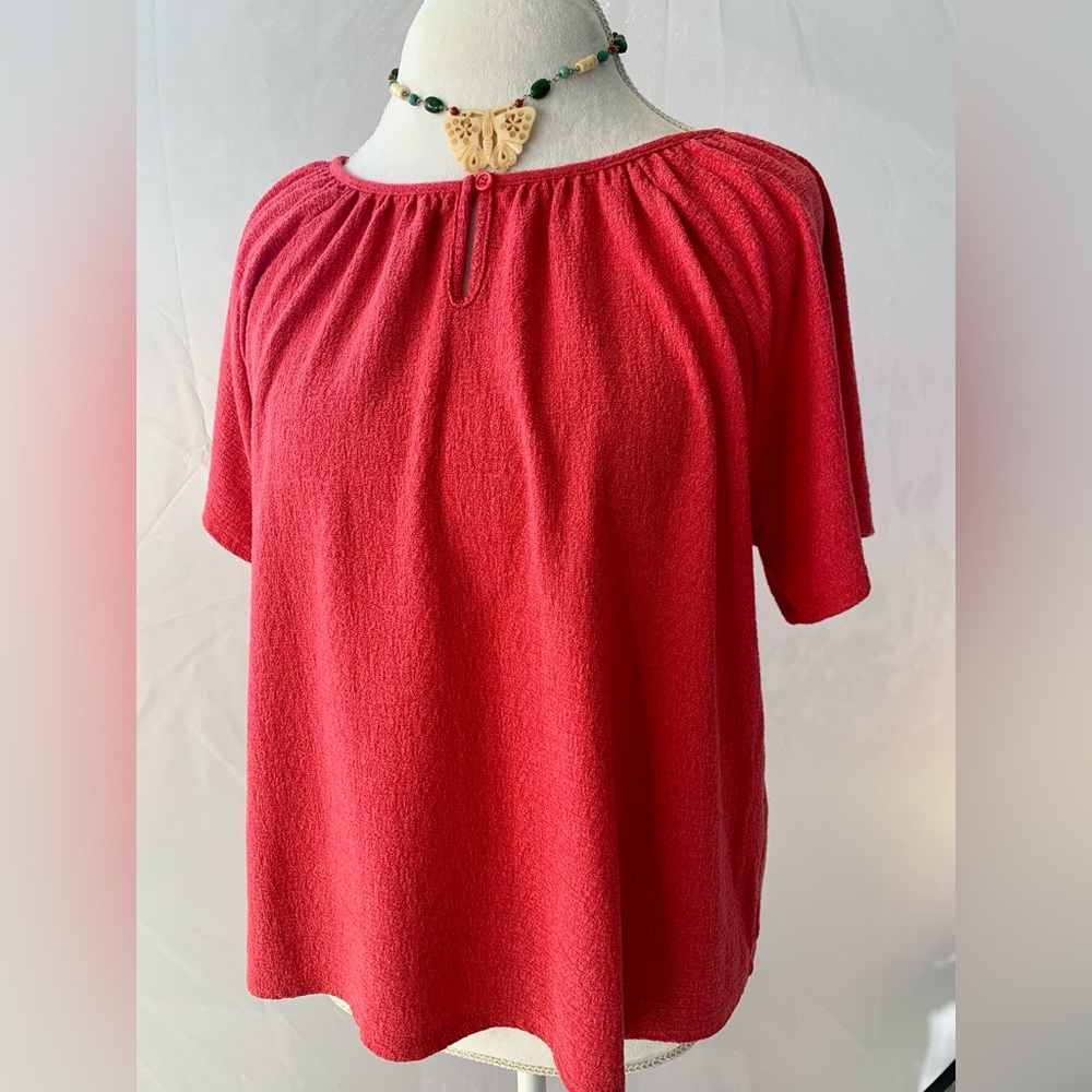 Banana Republic top. Medium. Coral/Tomato color.